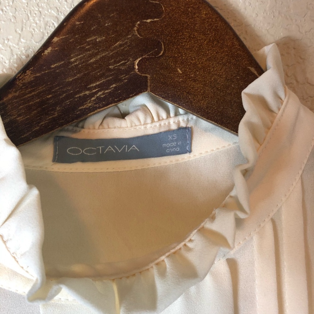 🛍Octavia || Ruffle Blouse - Picture 4 of 5